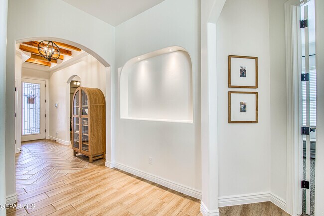 Building Photo - 13409 Carterton Ave