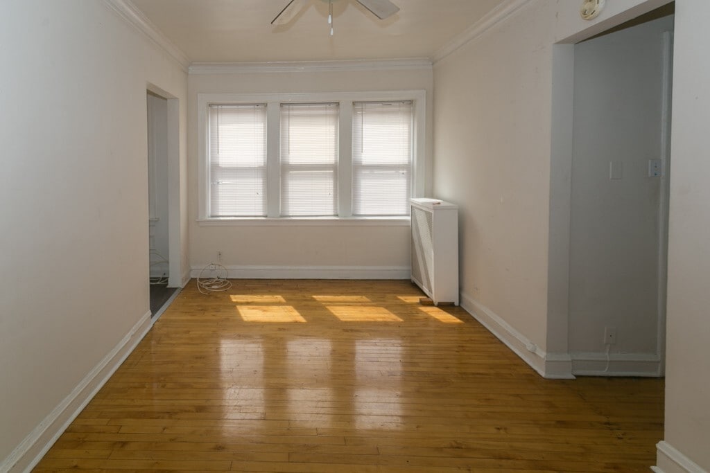 Building Photo - 5516 N Kenmore Ave