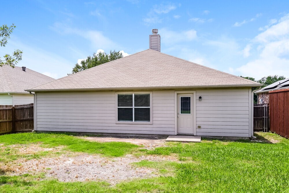 Building Photo - 1328 Riviera Dr