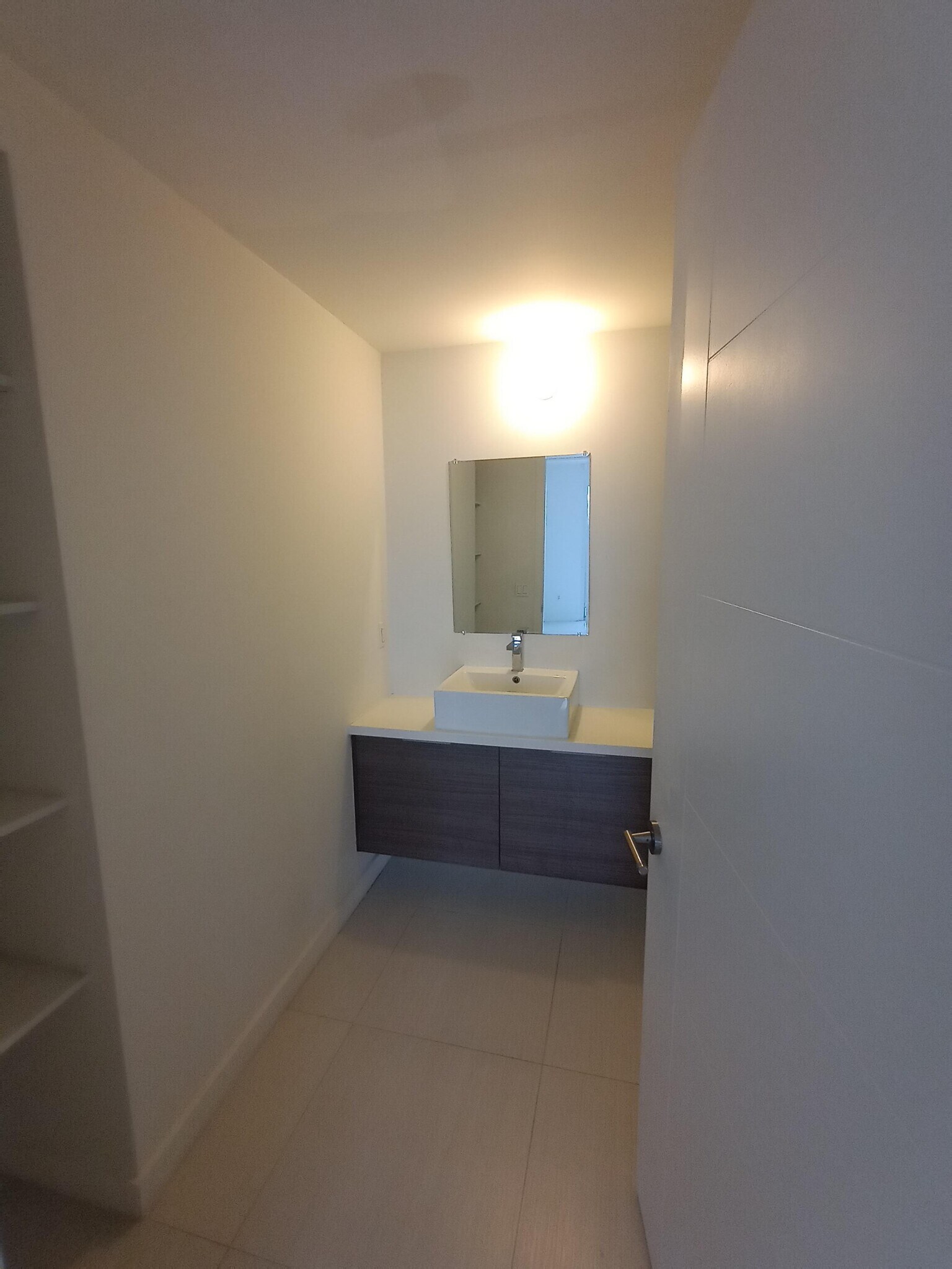 Building Photo - 1010 SW 2nd Ave