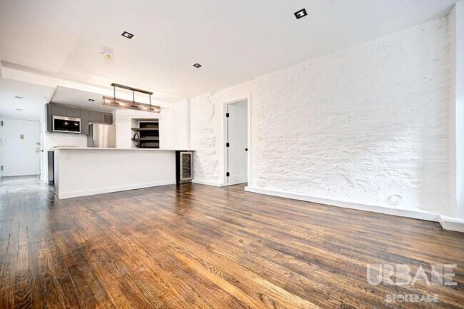 Building Photo - 1 bedroom in NEW YORK NY 10014