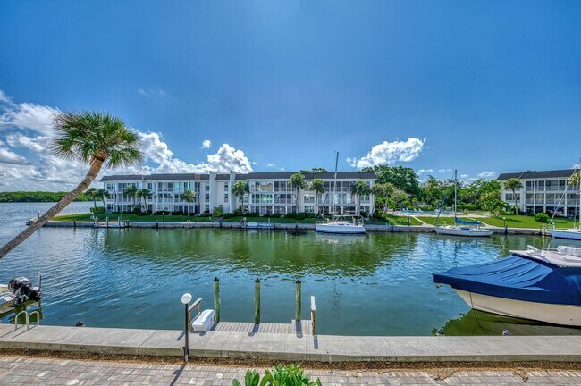 Building Photo - LUXURY LONGBOAT LIVING AT IT’S FINEST! AVA...