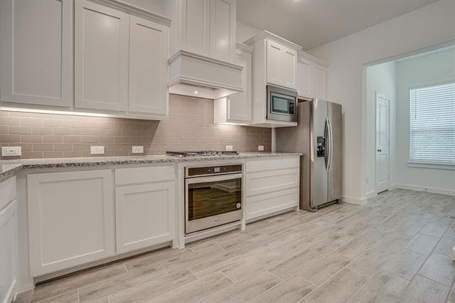 Building Photo - 1186 Lake City Ave