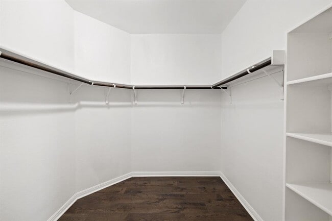 Building Photo - 10906 Bruneau Trail