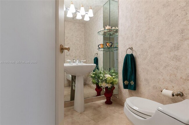 Building Photo - 9601 Collins Ave