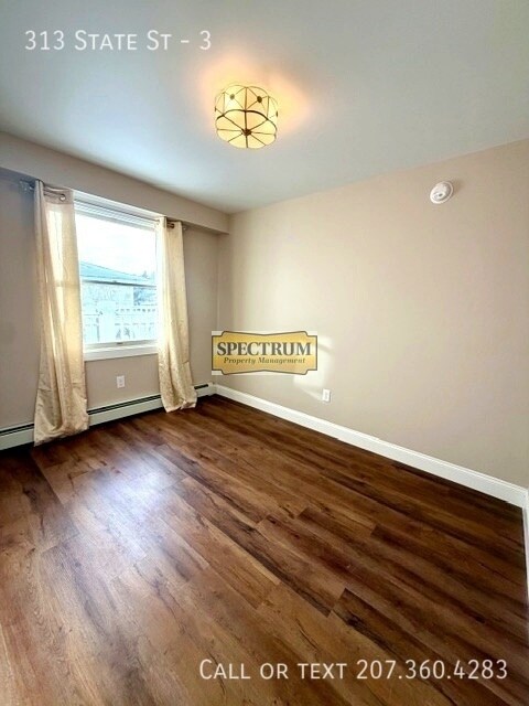 Building Photo - 313 State St