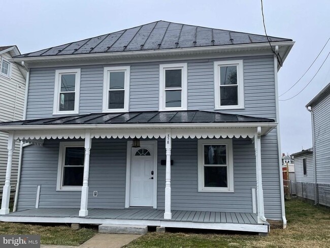 Building Photo - 318 Highland Ave