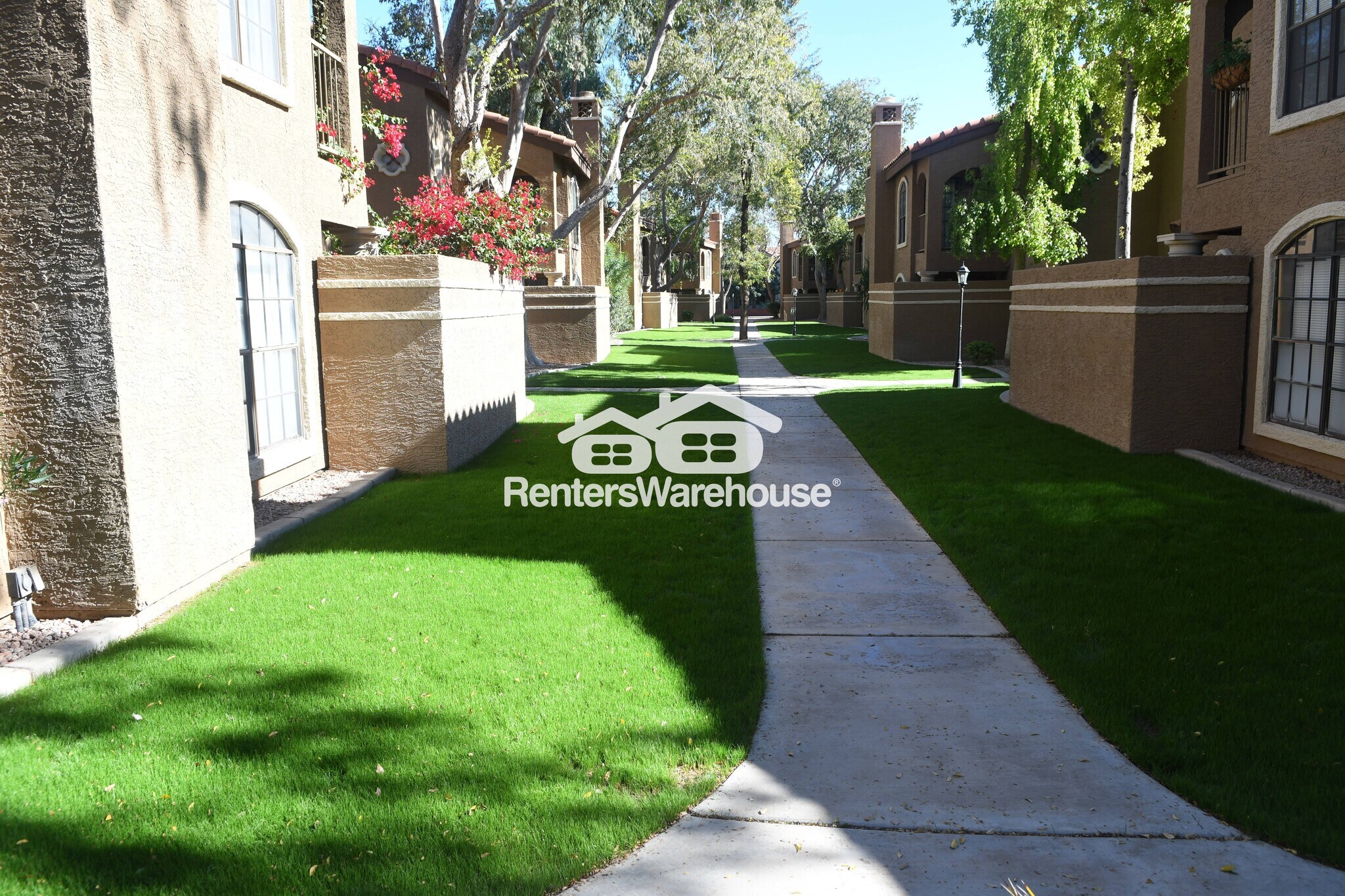 Building Photo - 6945 E Cochise Rd