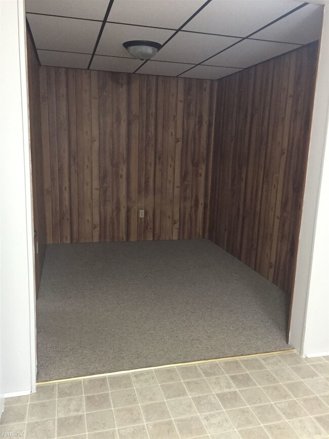 Building Photo - 324 Orange St