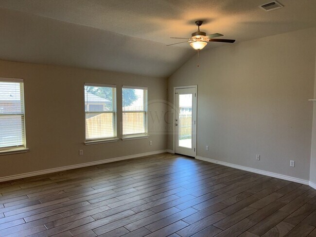 Building Photo - 7607 Melanite Dr