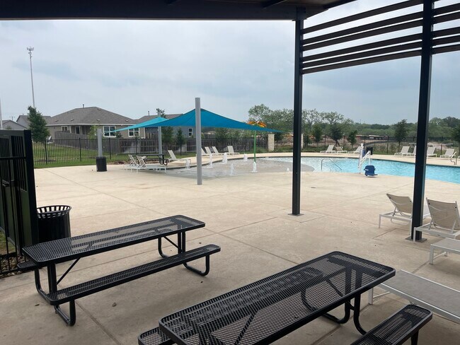 Building Photo - 14428 Southton Basin