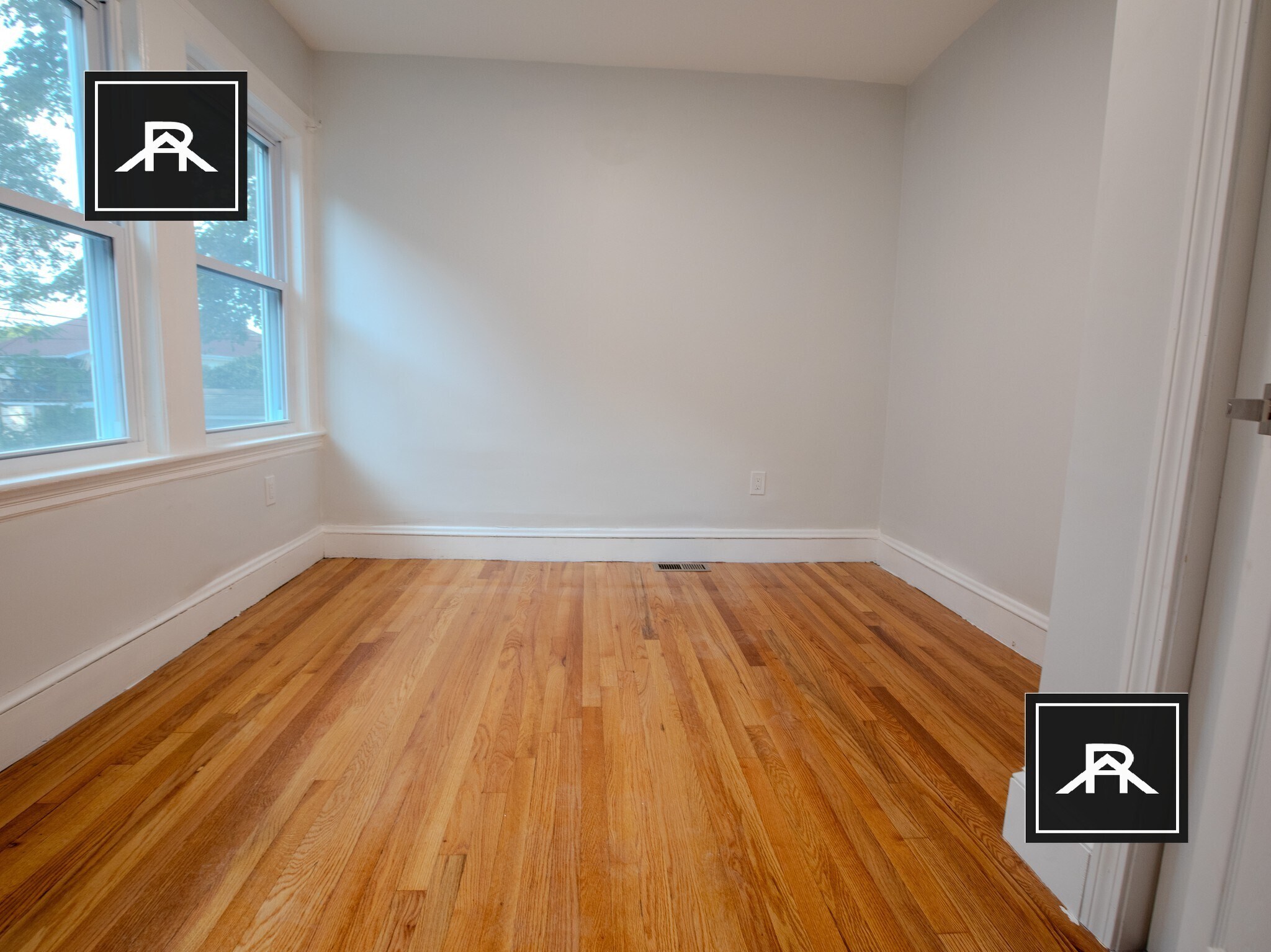 Building Photo - 48 Greycliff Rd