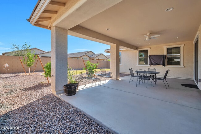 Building Photo - 5653 S Winchester