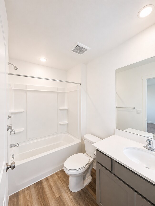 Building Photo - This property offers a NO DEPOSIT option available for qualified renters!