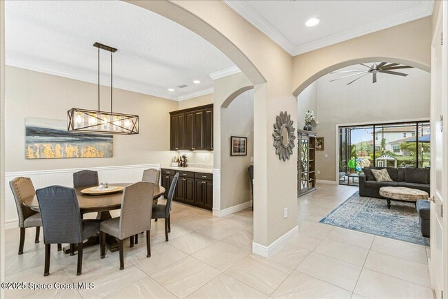 Building Photo - 2228 Zuma Ln