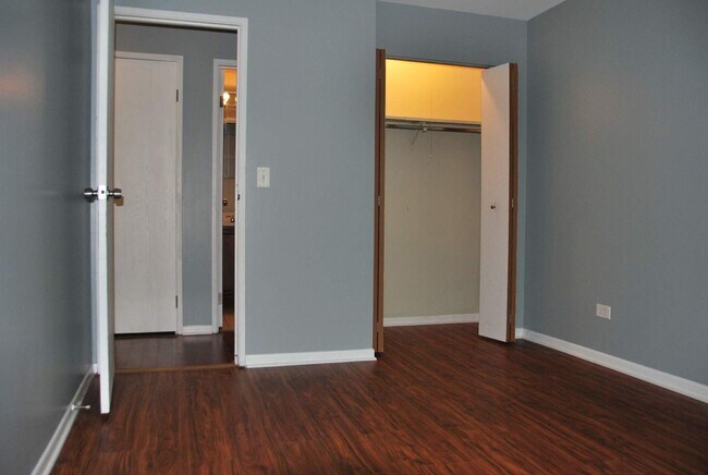 Building Photo - 2260 Abbeywood Dr