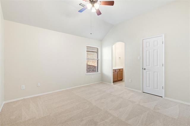 Building Photo - 9750 Grassland Dr