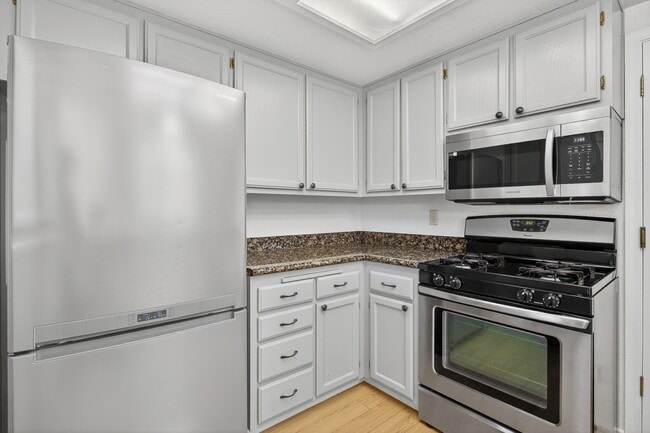 Building Photo - 466 Mountain Laurel Ct