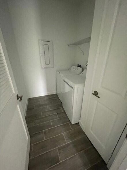 Building Photo - 19040 Croft Mill Xing