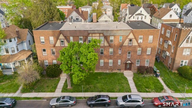 Building Photo - 38 Beacon St