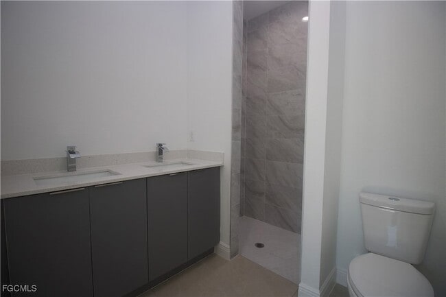 Building Photo - 1260 Milwaukee Blvd