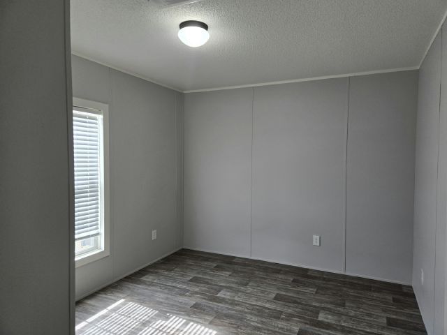 Building Photo - 210 Birch Ln
