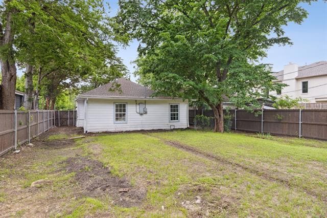 Building Photo - 416 Cristler Ave