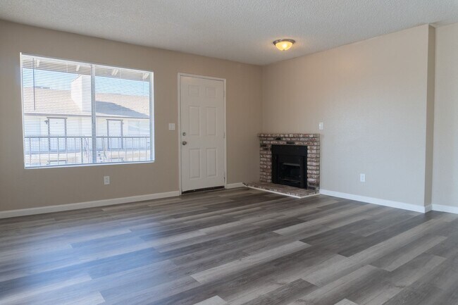 Building Photo - 825 Capehart Ct