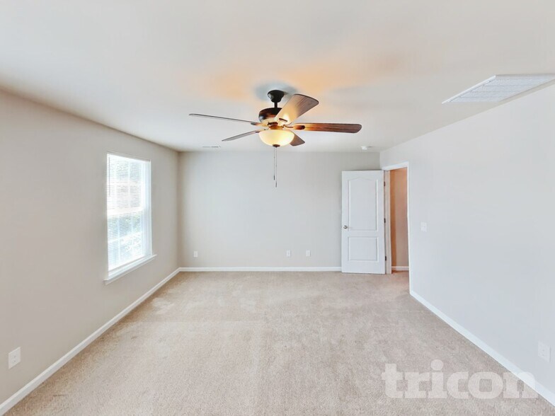 Building Photo - 4676 Midstream Crossing Dr