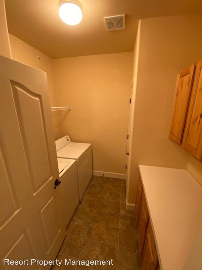 Building Photo - 3 br, 2 bath House - 6735 N Spurwing Loop 205