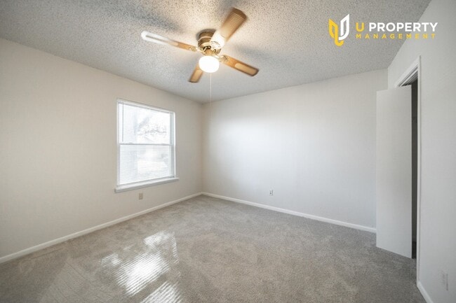 Building Photo - One month rent free for a 13 months lease