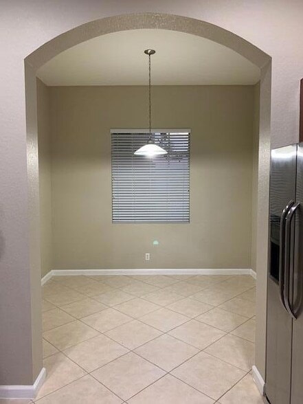 Building Photo - 6729 Bulrush Ct