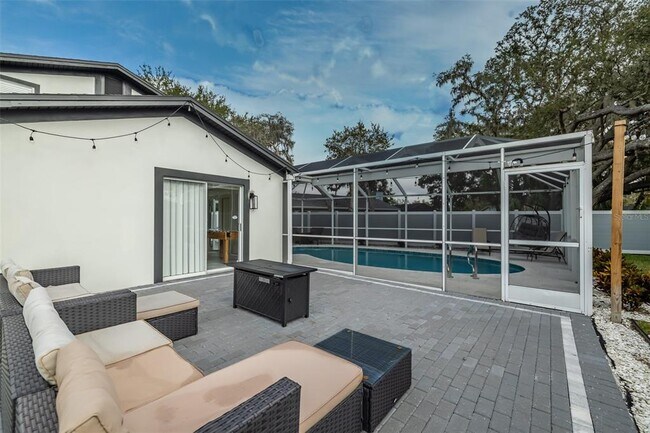 Building Photo - 23700 Lake Hills Dr