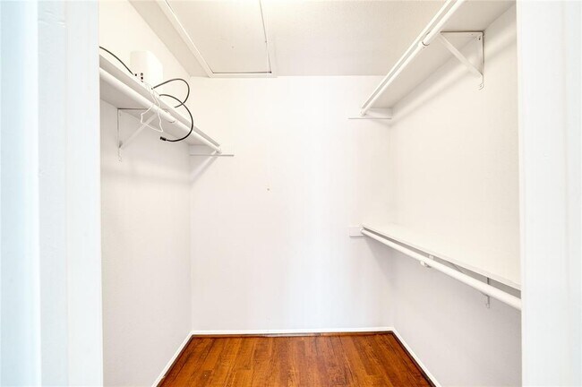 Building Photo - 6001 Reims Rd