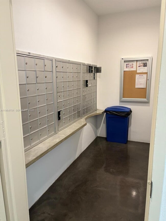 Building Photo - 234 NE 3rd St