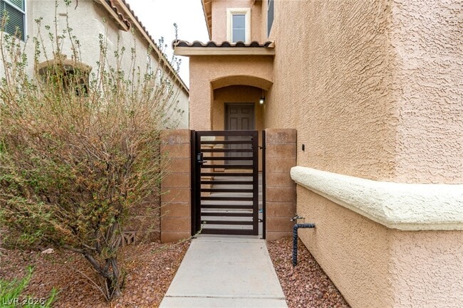 Building Photo - 10622 S Blue Larkspur Ct