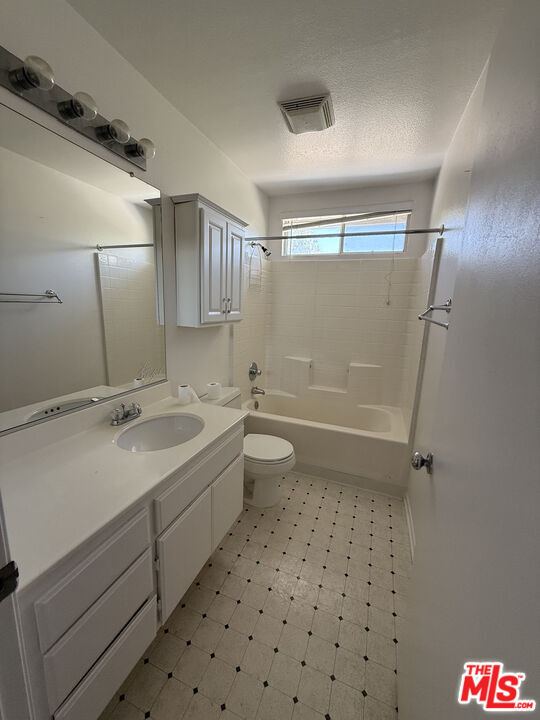 Building Photo - 44752 Ranchwood Ave