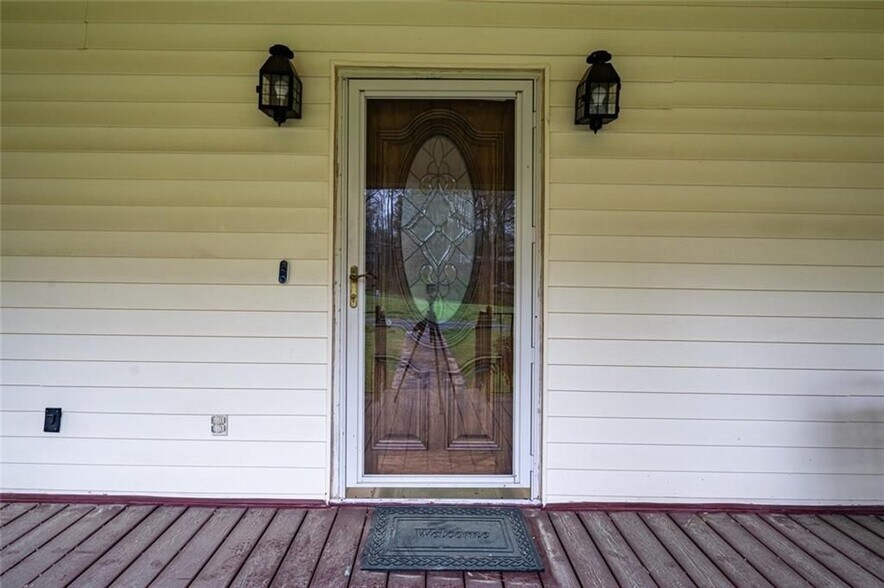 Building Photo - 465 Dobbs Rd