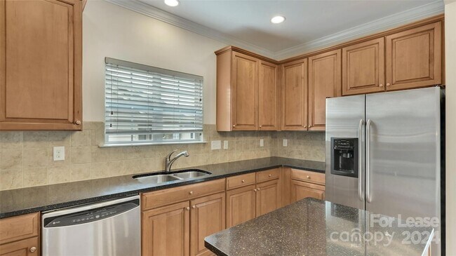 Building Photo - 11111 Ascoli Pl