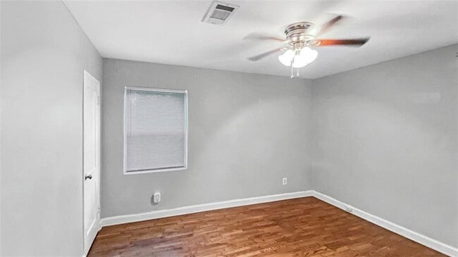 Building Photo - 388 Greencove Ln SE
