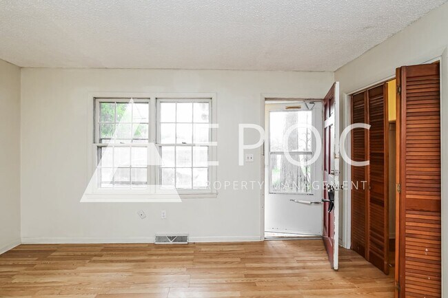 Building Photo - 2785 NC-14