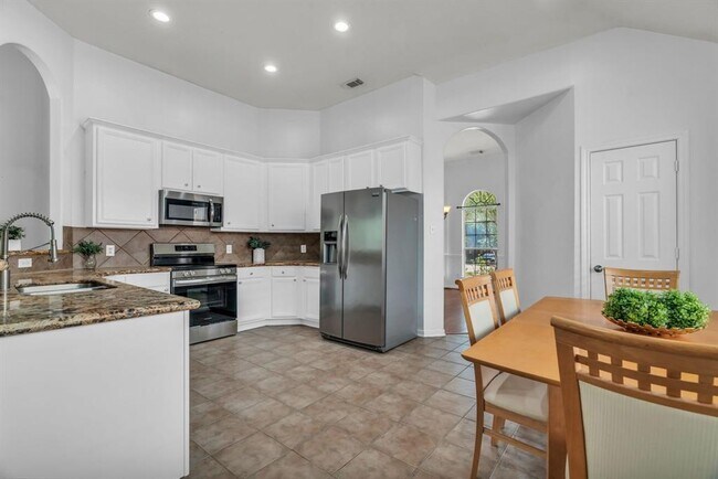 Building Photo - 7010 E Arbor Rose Ln