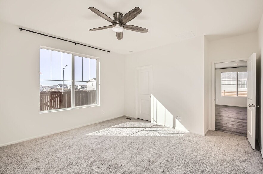 Building Photo - 4622 Amrock Dr