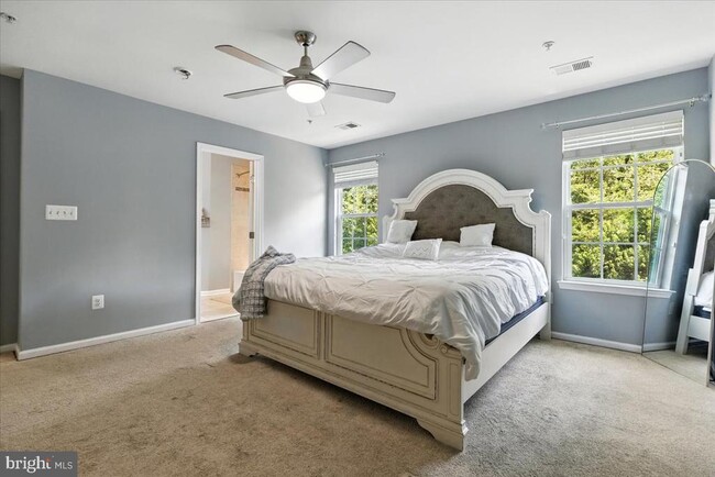 Building Photo - 8518 Cedar Chase Dr