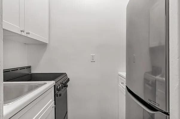 Primary Photo - 208 W 23 St