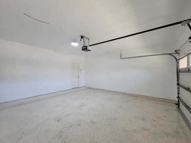 Building Photo - 24534 San Pellino Dr