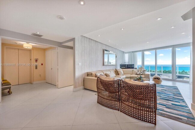 Building Photo - 19955 NE 38th Ct