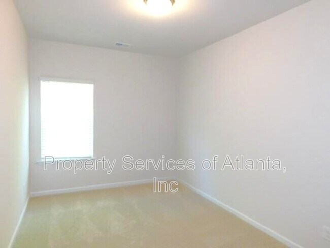 Building Photo - 204 Lower Bethany Rd