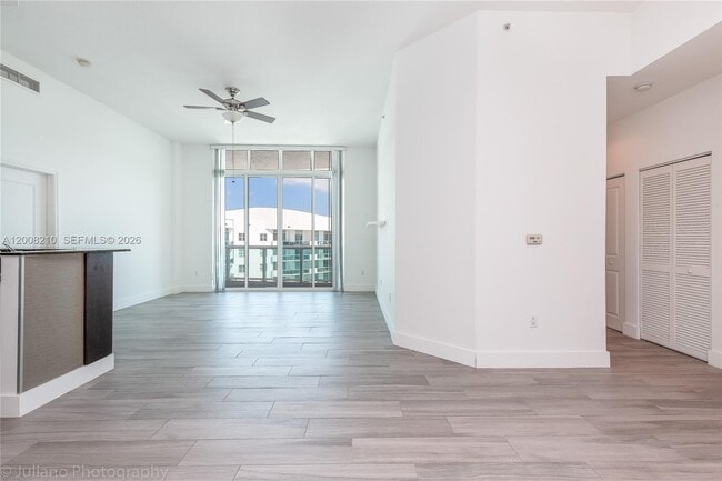 Building Photo - 7900 Harbor Island Dr