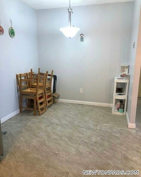 Building Photo - 175 Adams St